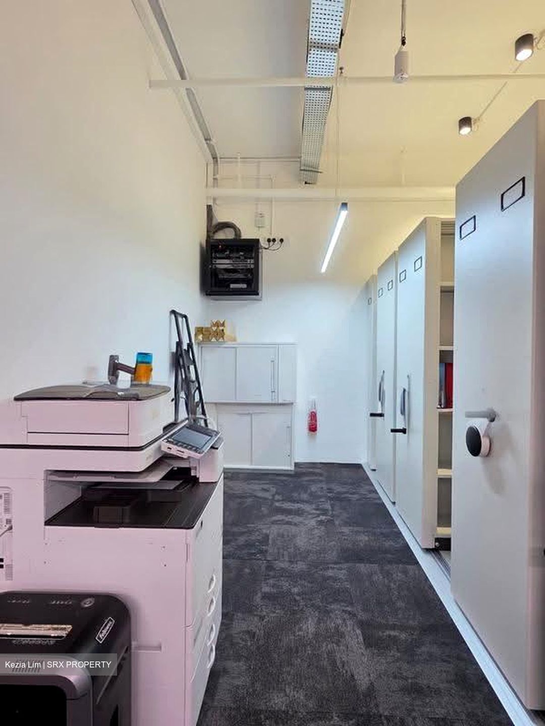 Harper Kitchen (D13), Factory #606767061